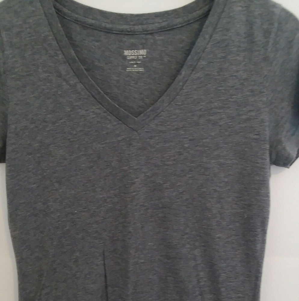 Mossimo Size M short sleeve tee